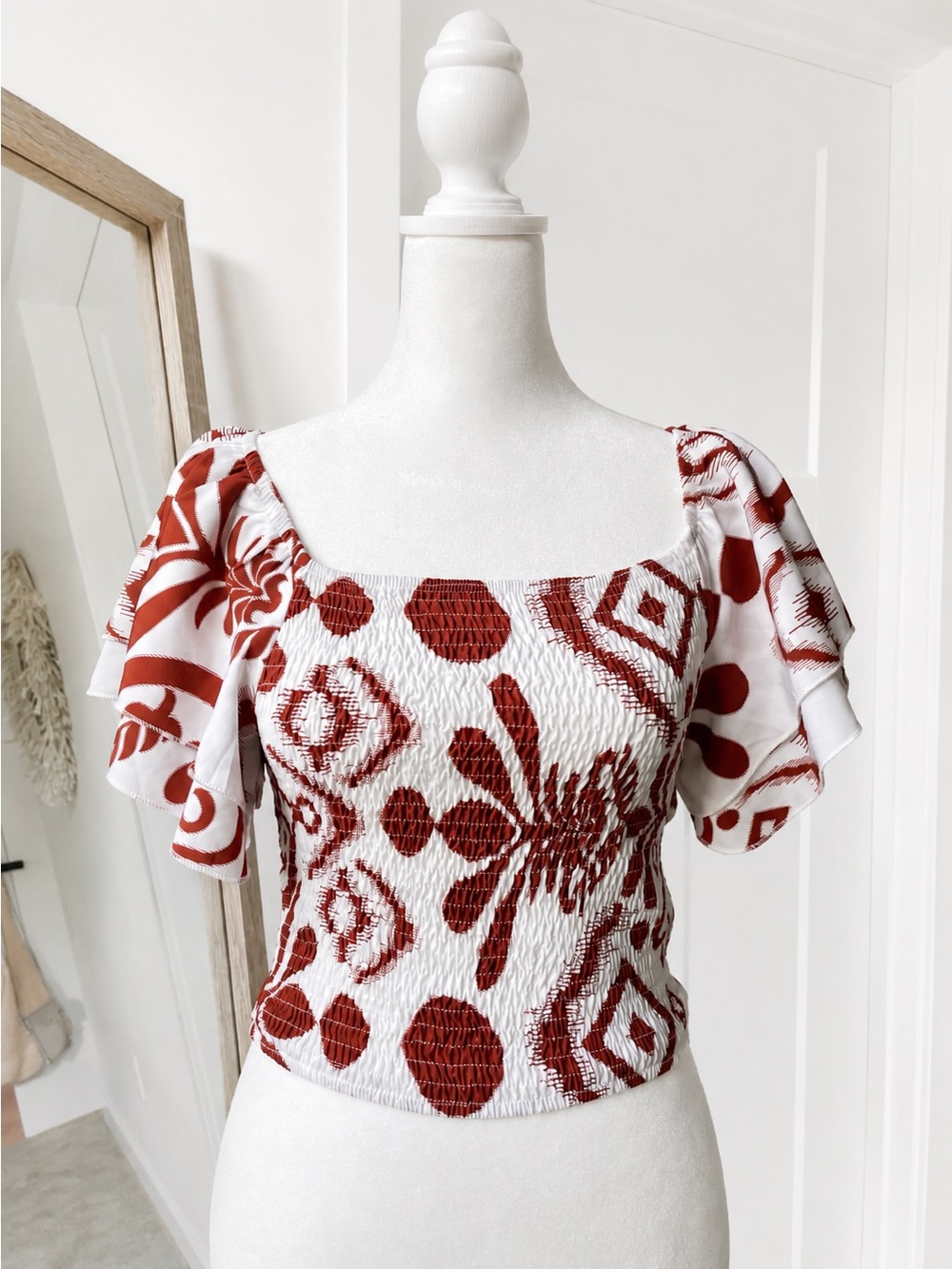 SHEIN White & Rust Floral Smocked Crop Top with Flutter Sleeves